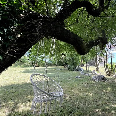 At In Istria- Stancia Cicada Villa *