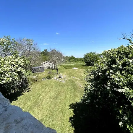Villa Stancia Cicada- At In Istria *