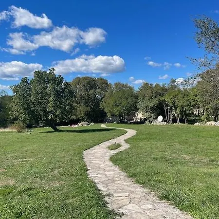 Stancia Cicada- At In Istria *